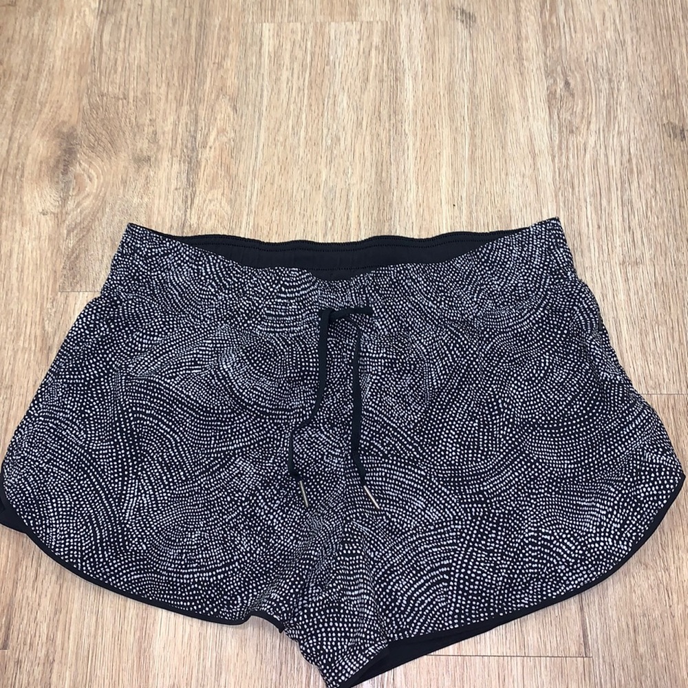 LULULEMON drawstring shorts!